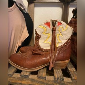 Sam Edelman Yellow Red and Brown Cowboy Boots with Fringe Size 7